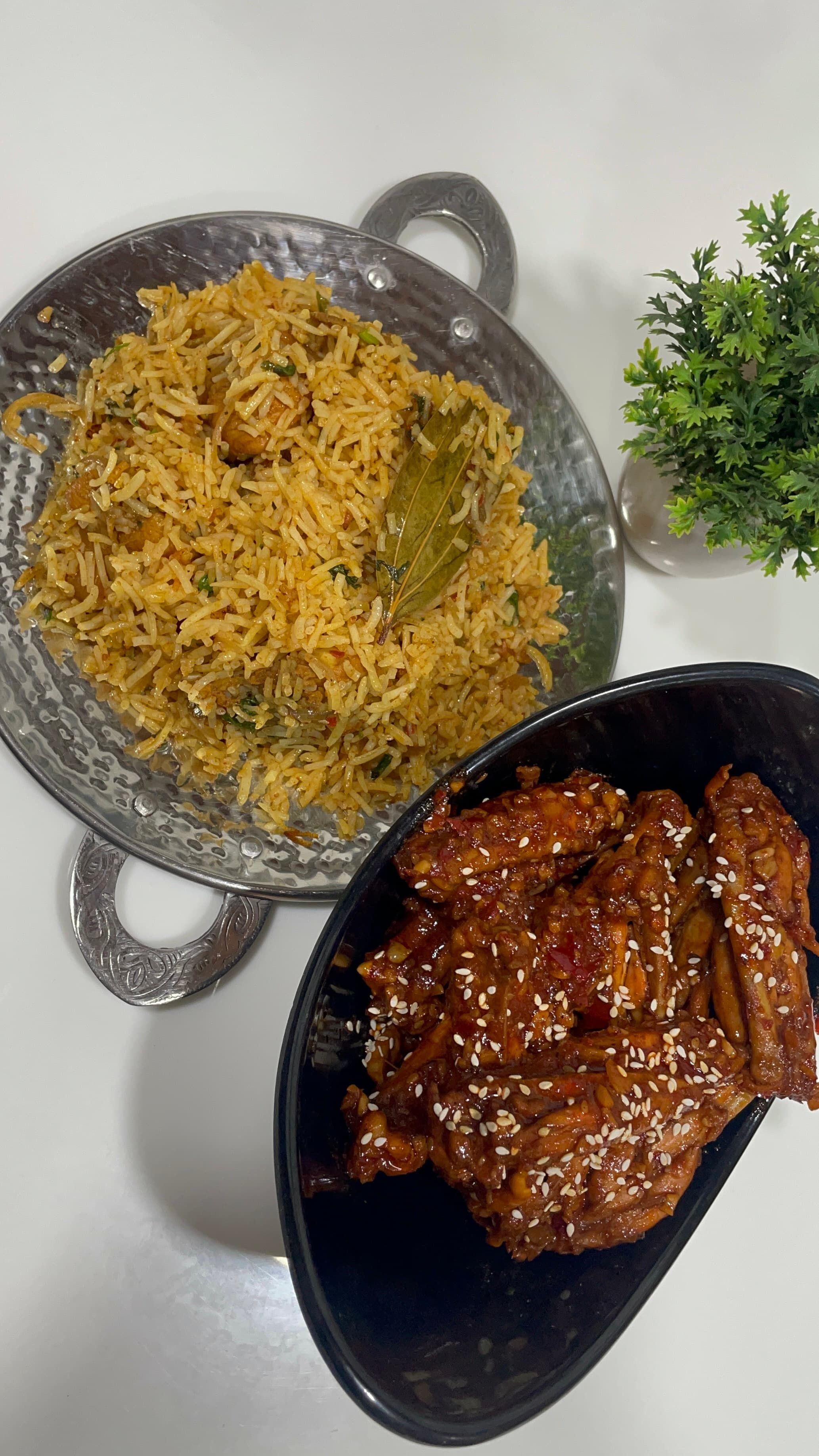 Tawa pulao with garlic chicken